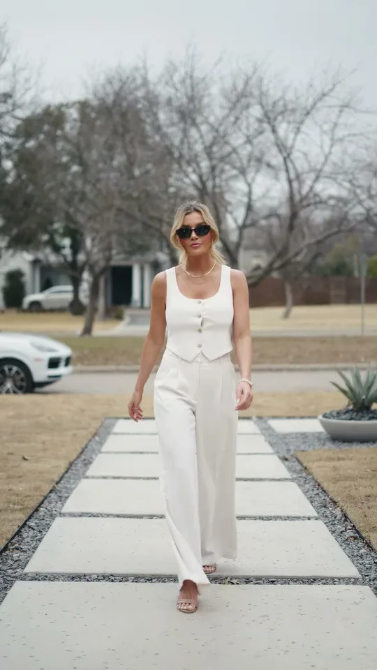 Agent walking toward the camera for a reel